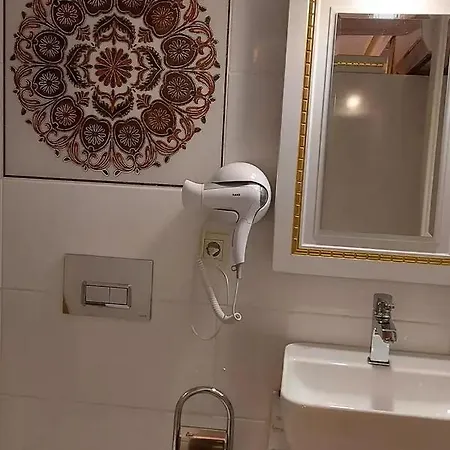 Budakzade Konagi 1841 Hotel