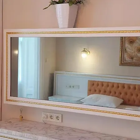 Budakzade Konagi 1841 Hotel *